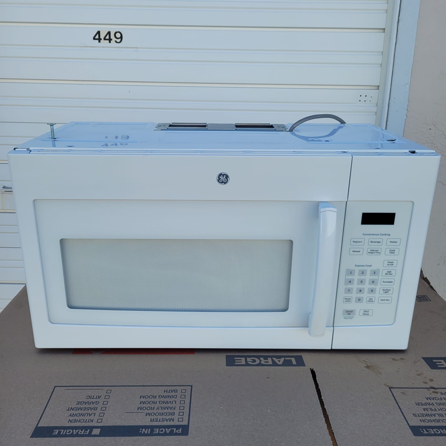 GE Over-the-Range Microwave GE Over-the-Range Microwave